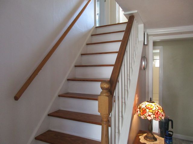 18 Harkness Drive, Milford, CT 06460