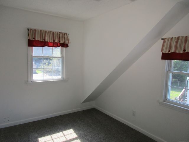 18 Harkness Drive, Milford, CT 06460