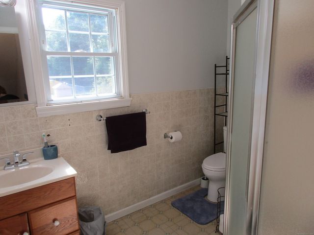 18 Harkness Drive, Milford, CT 06460
