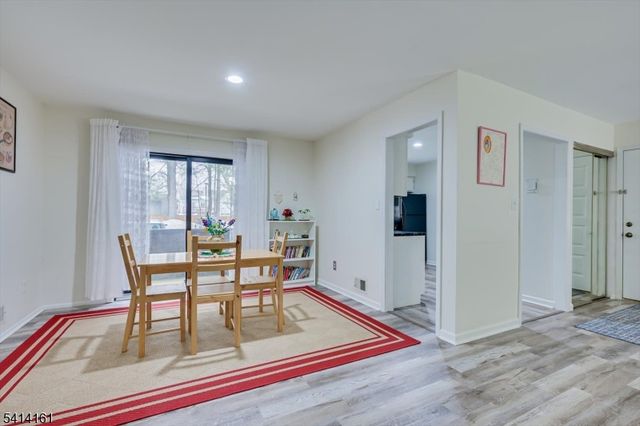 2211 Old Stone Mill Dr 2211, East Windsor Twp., NJ 08512