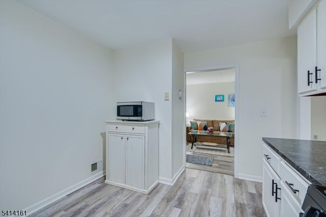 2211 Old Stone Mill Dr 2211, East Windsor Twp., NJ 08512