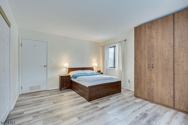 2211 Old Stone Mill Dr 2211, East Windsor Twp., NJ 08512