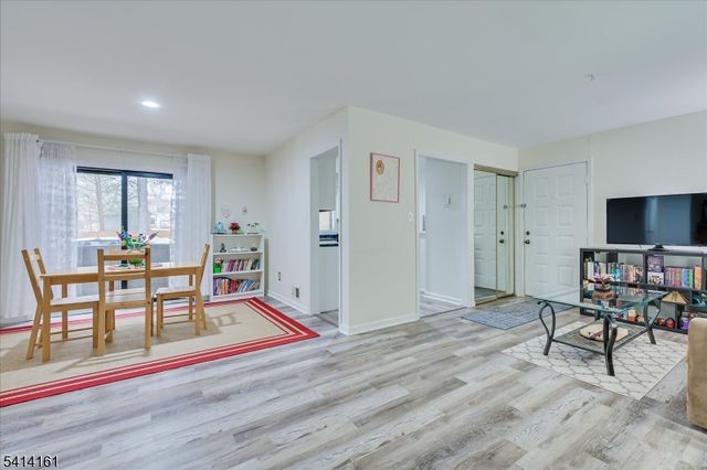 2211 Old Stone Mill Dr 2211, East Windsor Twp., NJ 08512