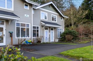 381 Wallace Way NE #109, Bainbridge Island, WA 98110