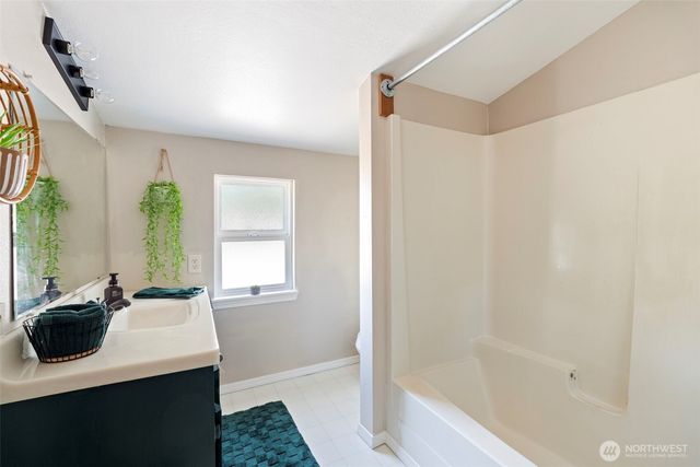 2118 Gallagher Road, Centralia, WA 98531