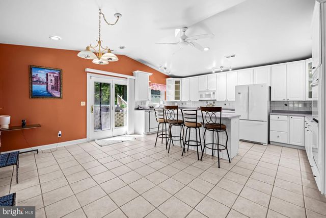 7611 MOUNT VISTA RD, Kingsville, MD 21087