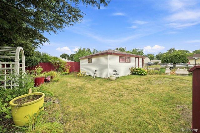 218 Gage Street, Pontiac, MI 48342