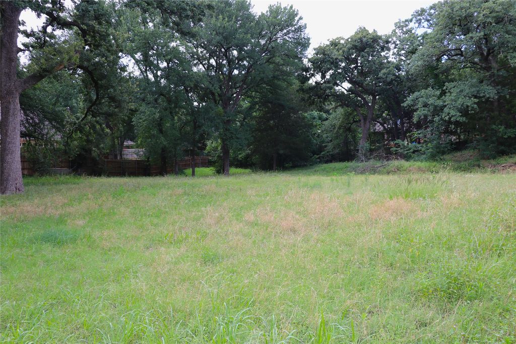 1200 Shannon Lane, Bedford, TX 76022 — exterior