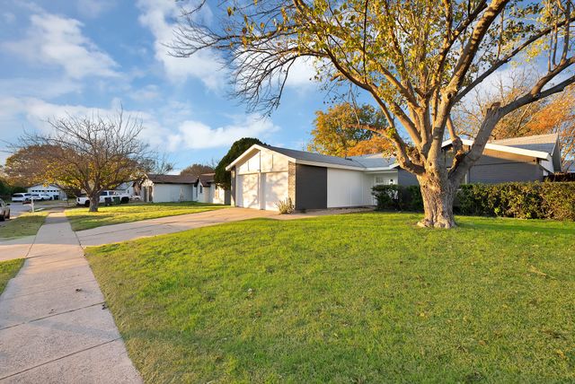 1805 Jubilee Trail, Arlington, TX 76014