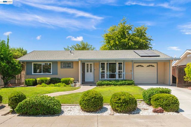 1116 Hollyhock St, Livermore, CA 94551
