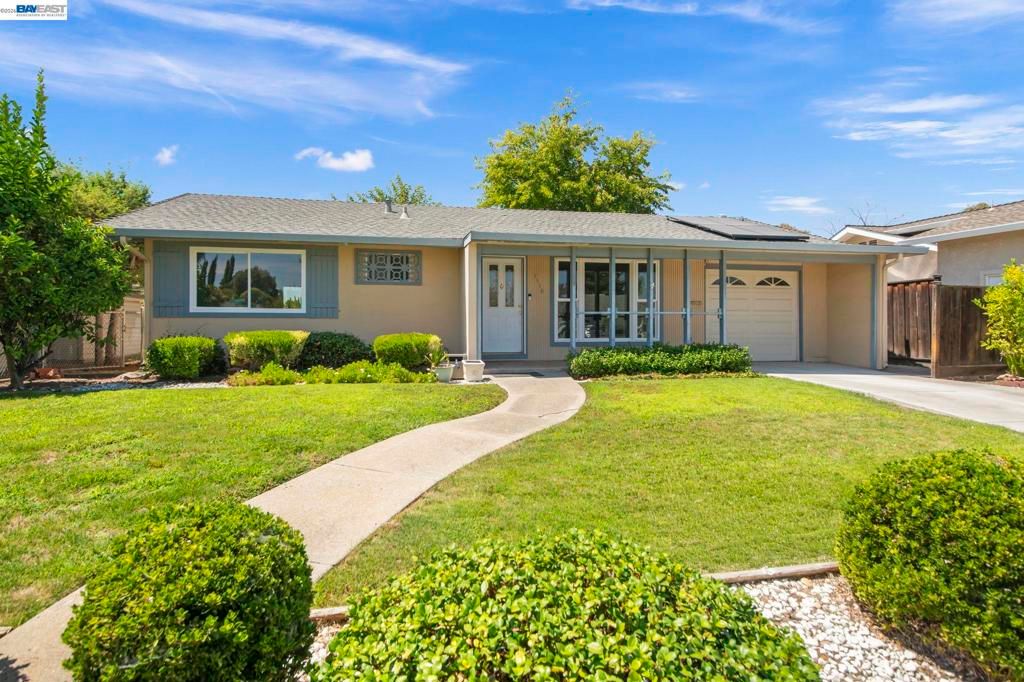 1116 Hollyhock St, Livermore, CA 94551