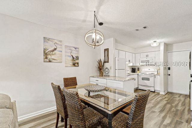 45 Folly Field Rd Apt 5H, Hilton Head Island, SC 29928