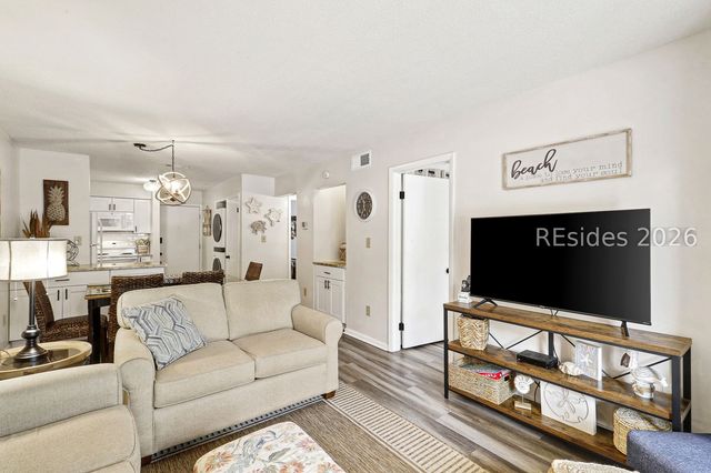 45 Folly Field Rd Apt 5H, Hilton Head Island, SC 29928