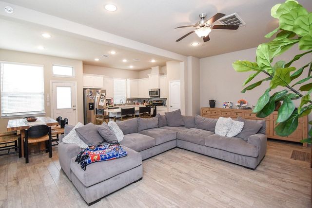 8726 Laurel Crest Drive, Missouri City, TX 77459