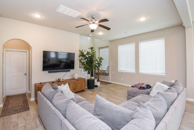 8726 Laurel Crest Drive, Missouri City, TX 77459