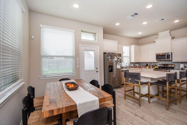 8726 Laurel Crest Drive, Missouri City, TX 77459