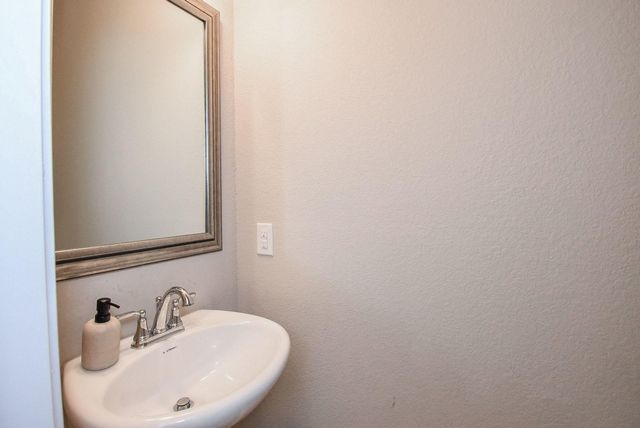 8726 Laurel Crest Drive, Missouri City, TX 77459