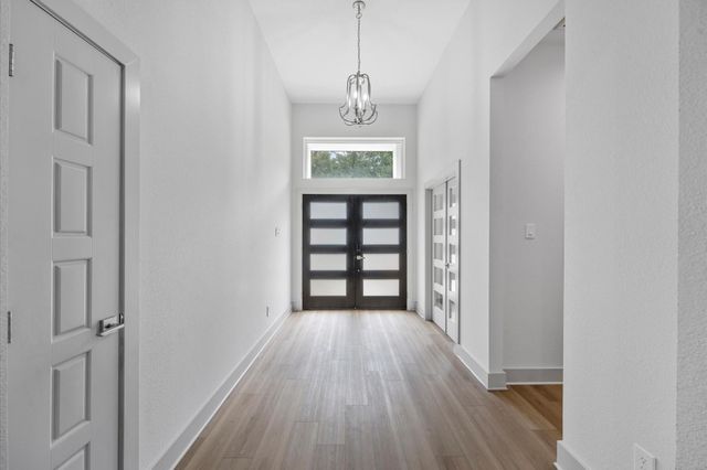 79 Road 6606, Dayton, TX 77535