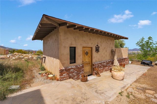 7985 Baker, Lucerne Valley, CA 92356