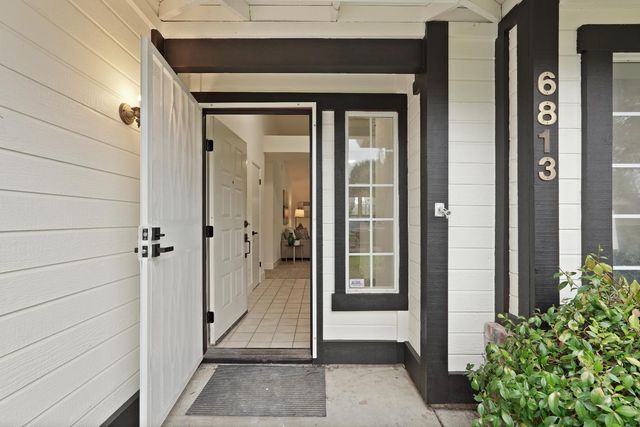 6813 Paseo Del Sol, Elk Grove, CA 95758
