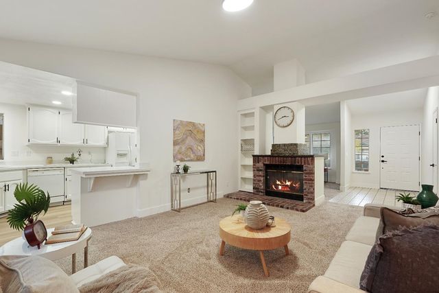 6813 Paseo Del Sol, Elk Grove, CA 95758