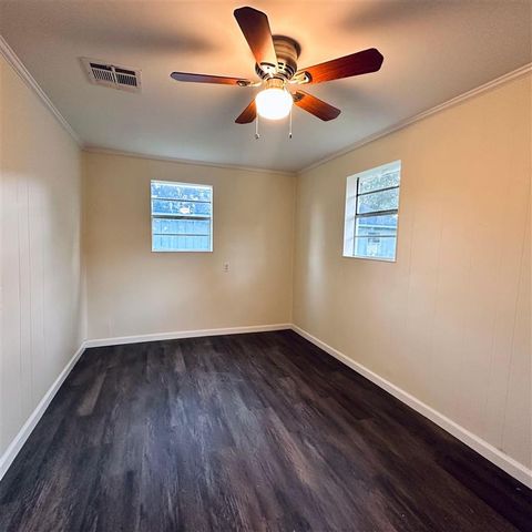 1415 S Stanford Street, Sulphur, LA 70663