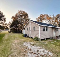 1415 S Stanford Street, Sulphur, LA 70663
