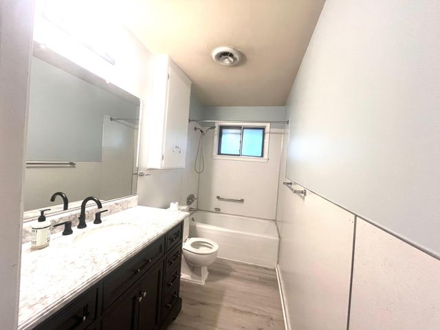 817 Washington Street, Columbus, TX 78934