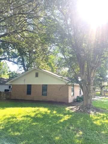817 Washington Street, Columbus, TX 78934