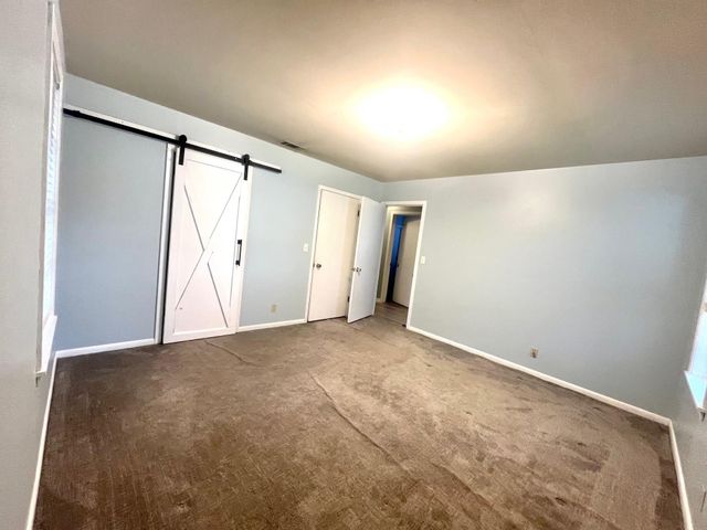 817 Washington Street, Columbus, TX 78934