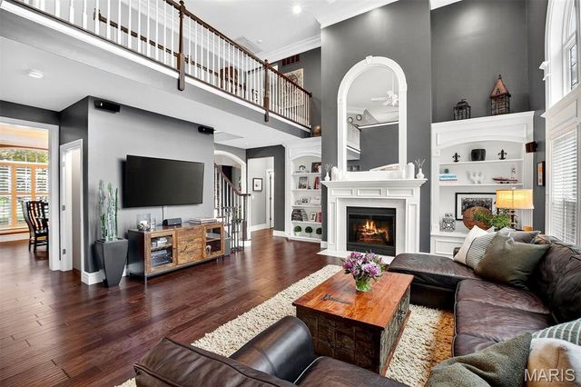 9225 Caddyshack Circle, Sunset Hills, MO 63127