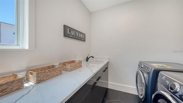 8800 MIDNIGHT PASS ROAD, Sarasota, FL 34242