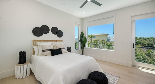 8800 MIDNIGHT PASS ROAD, Sarasota, FL 34242