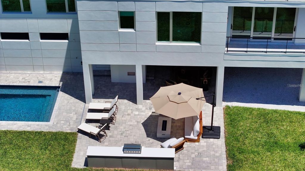 Image 77 of property listing at 8800 MIDNIGHT PASS ROAD, Sarasota, FL 34242