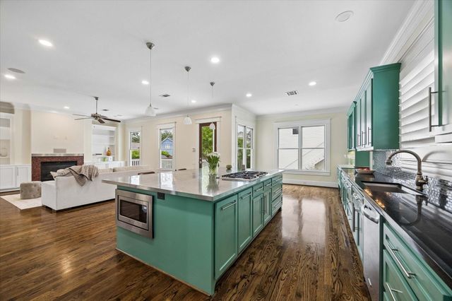 1436 Harvard Street, Houston, TX 77008