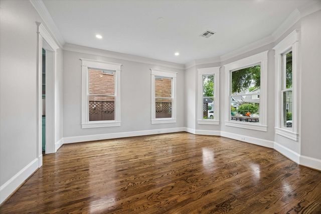 1436 Harvard Street, Houston, TX 77008