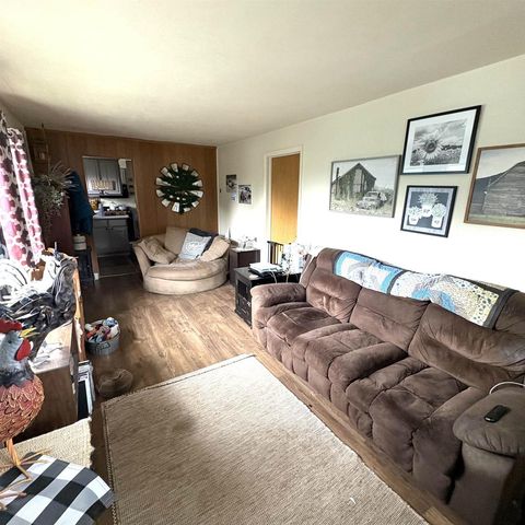 2060 Arthur Avenue, Racine, WI 53405