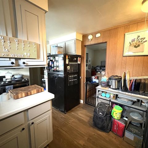 2060 Arthur Avenue, Racine, WI 53405
