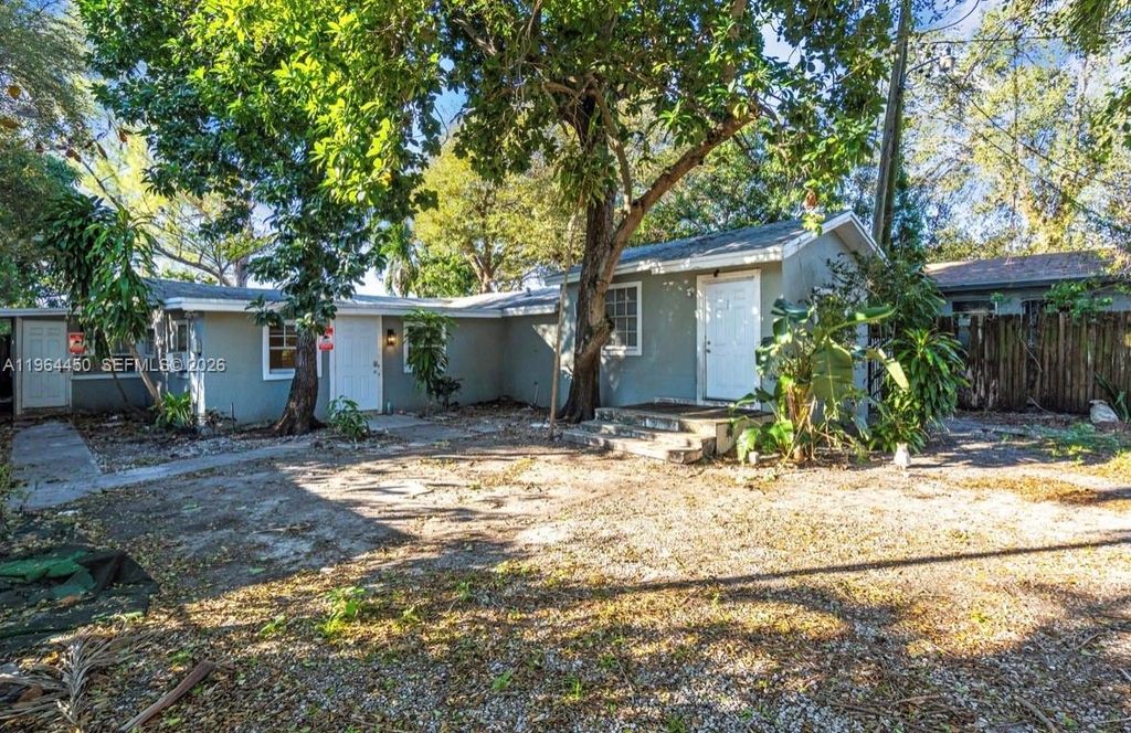 914 NW 80th St, Miami, FL 33150