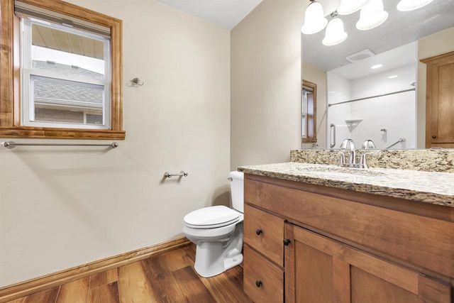 3825 SHORE CREST LANE, Green Bay, WI 54311