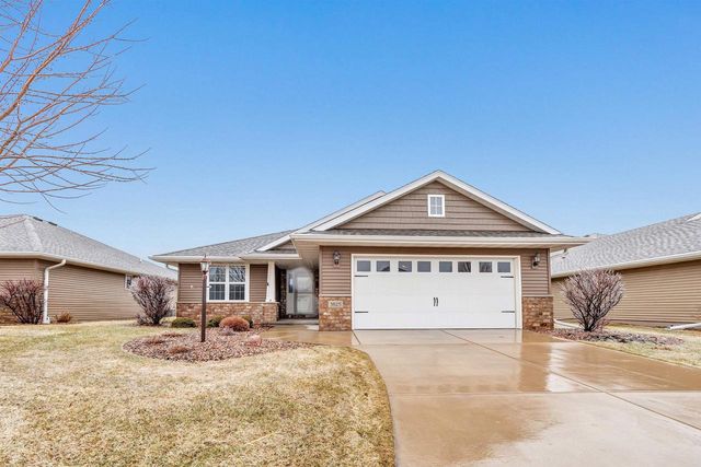 3825 SHORE CREST LANE, Green Bay, WI 54311