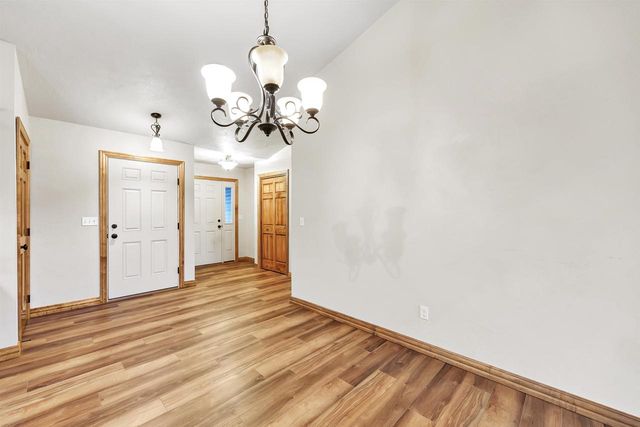 3825 SHORE CREST LANE, Green Bay, WI 54311