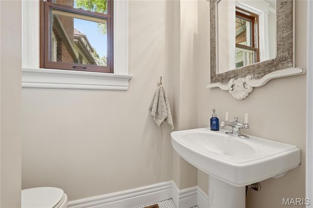 415 Westgate Avenue, University City, MO 63130
