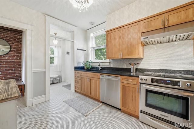 415 Westgate Avenue, University City, MO 63130