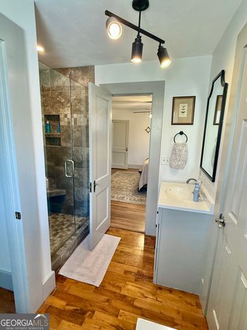 141 York Street, Clarkesville, GA 30523