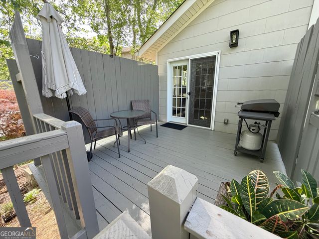141 York Street, Clarkesville, GA 30523
