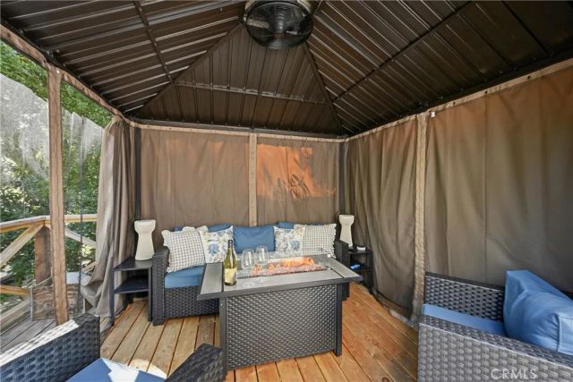 17337 Maple Shadows, Cobb, CA 95461