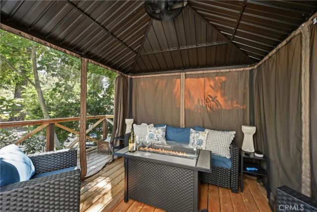 17337 Maple Shadows, Cobb, CA 95461
