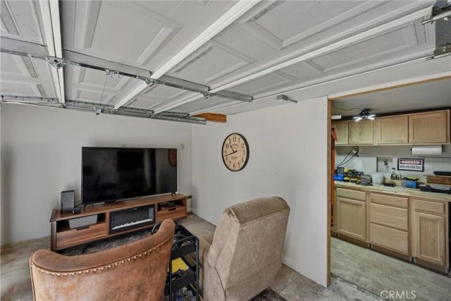 17337 Maple Shadows, Cobb, CA 95461
