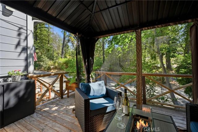 17337 Maple Shadows, Cobb, CA 95461